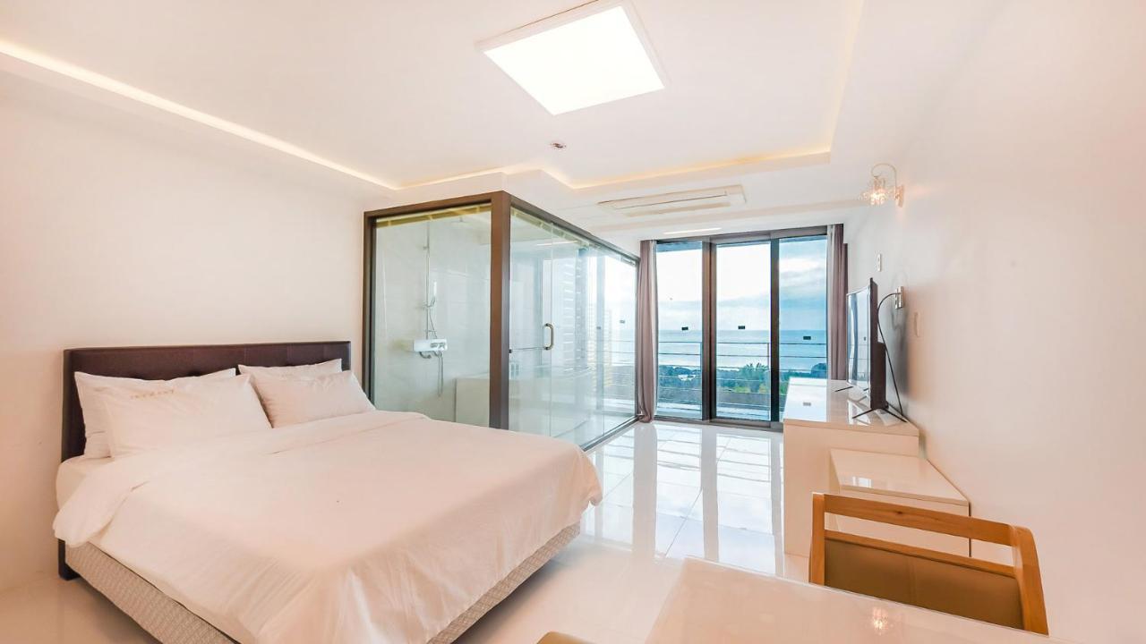 Castle Pool Resort Jeju Dış mekan fotoğraf